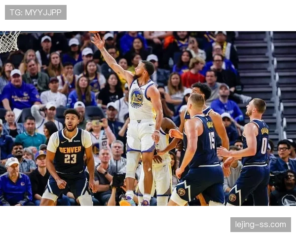 库里挡拆拉开空间，比上季三分更高效