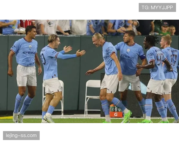 前插撕防线，保利尼奥中场较赛季初更能制造禁区机会