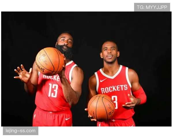 哈登挡拆制造空位拉开进攻差距提升投篮效率