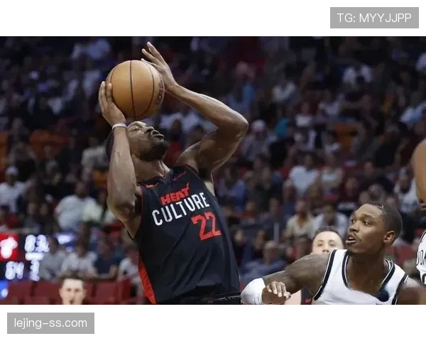 巴特勒突破拉开空间提升球队关键时刻得分效率